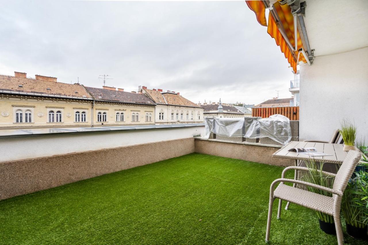 Bpr Garay With Rooftop Terrace & A/c Boedapest