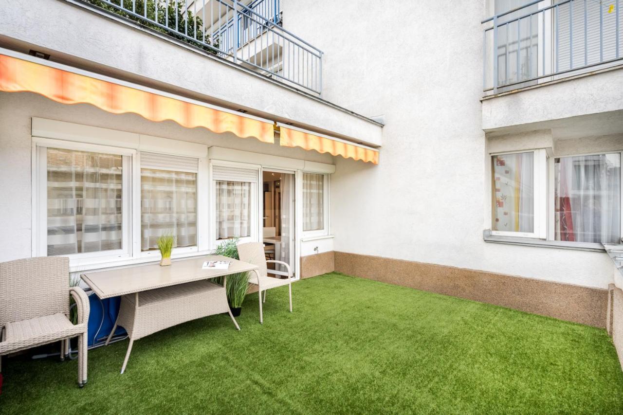Bpr Garay With Rooftop Terrace & A/c * Boedapest